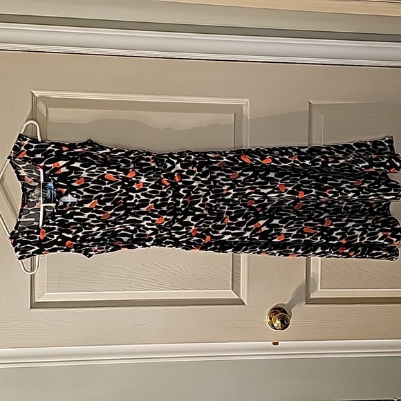 Womens Dress - Picture 2 of 4